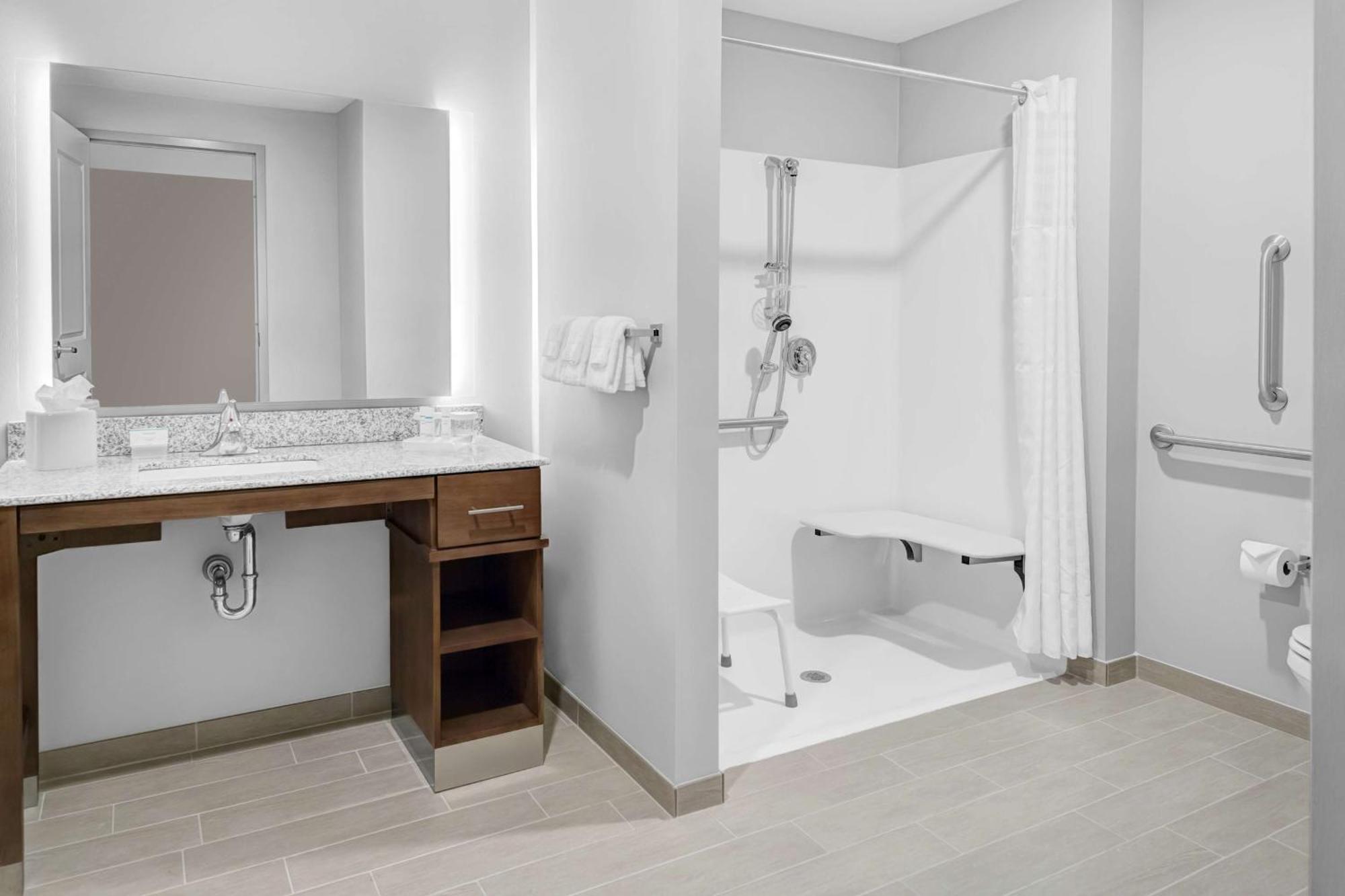 Homewood Suites By Hilton Wauwatosa Milwaukee Zewnętrze zdjęcie